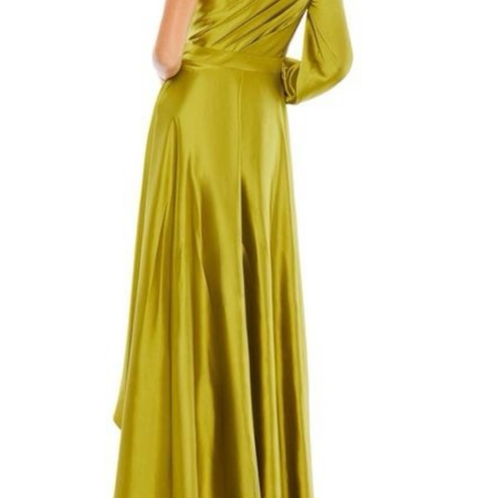 Elegant One-Shoulder Mac Duggal Dress size 6 - Picture 4 of 14